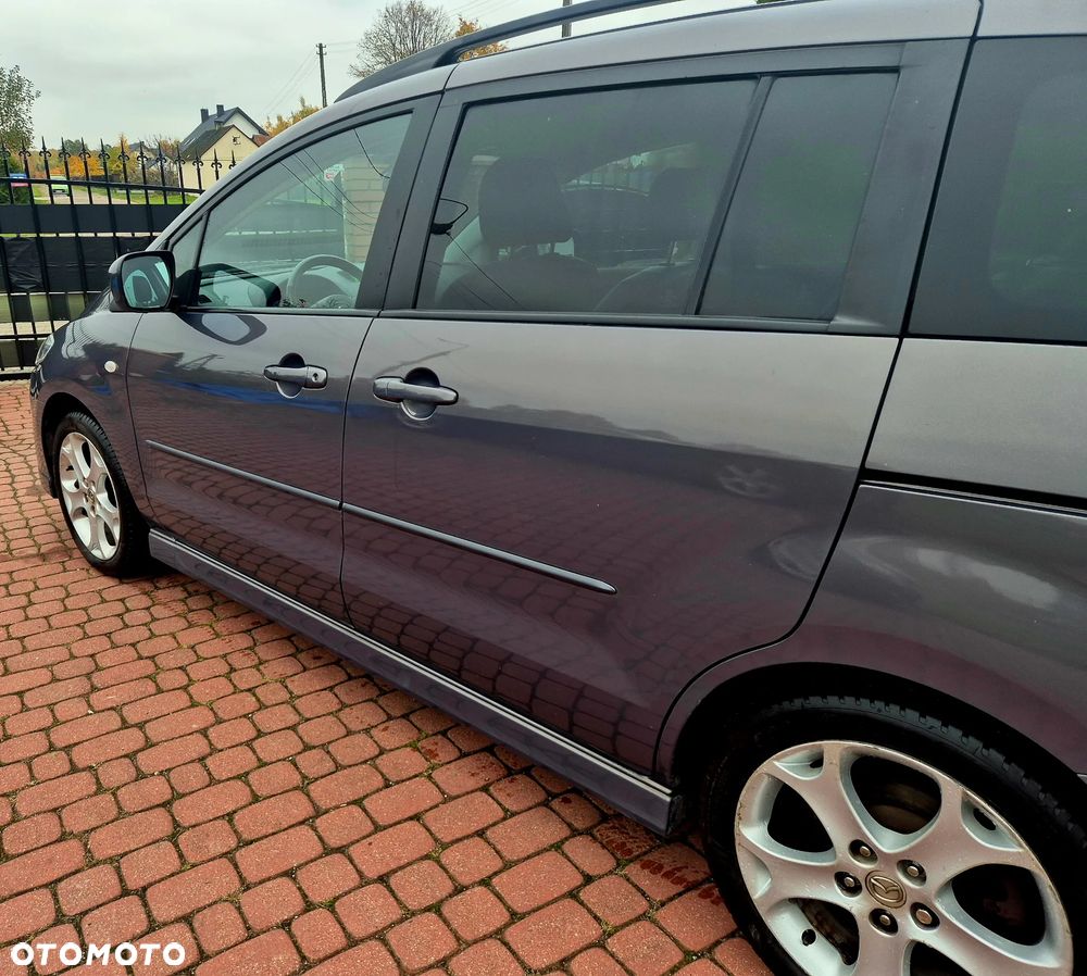 Mazda 5 - 11