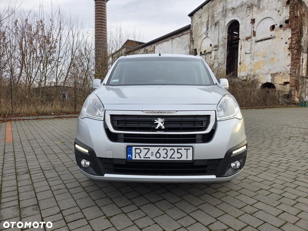 Peugeot PARTNER - 26