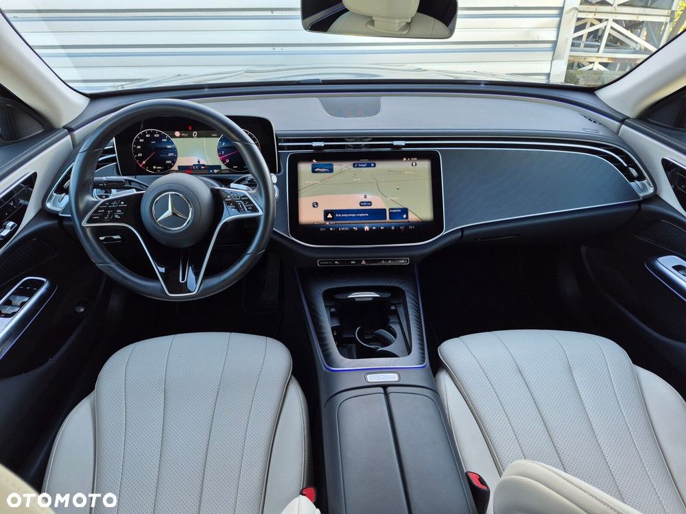 Mercedes-Benz Klasa E - 20
