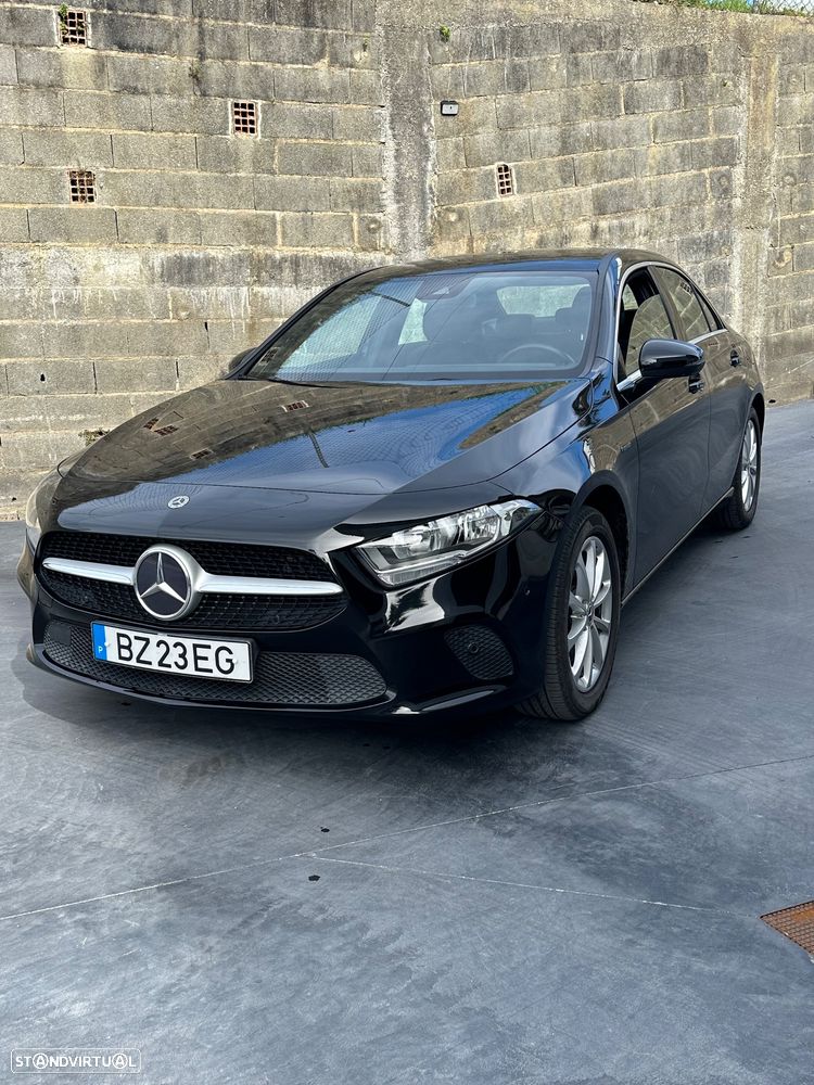 Mercedes-Benz A 250 Limousine e 8G-DCT Progressive - 1
