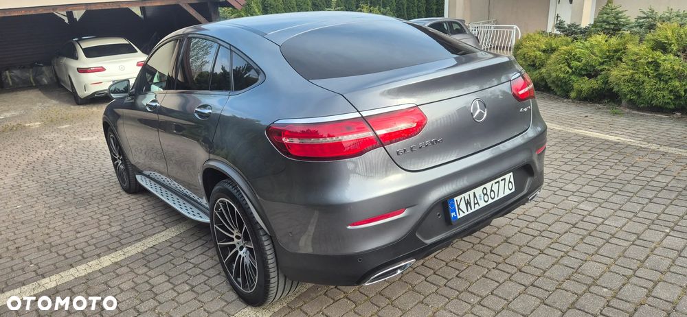 Mercedes-Benz GLC 250 d 4Matic 9G-TRONIC AMG Line - 4