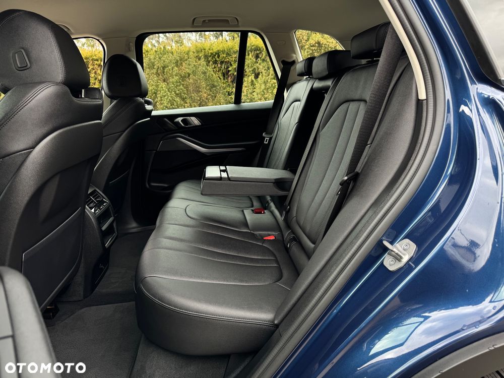 BMW X5 xDrive25d xLine - 21