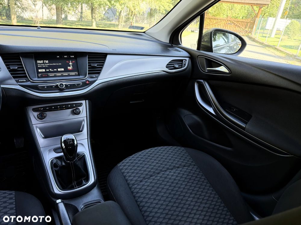 Opel Astra 1.4 T Enjoy - 15