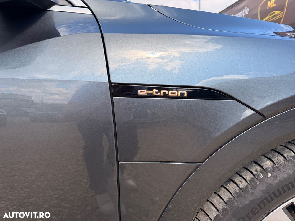 Audi e-tron 50 quattro S line - 8