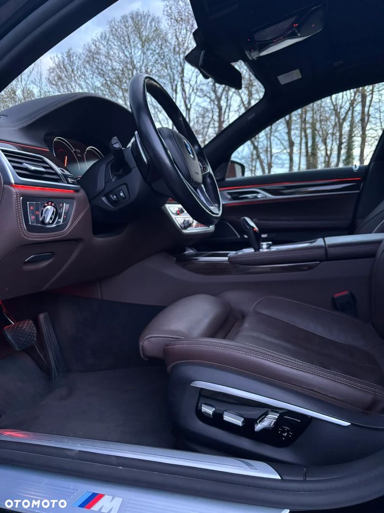 BMW Seria 7 730d xDrive - 13