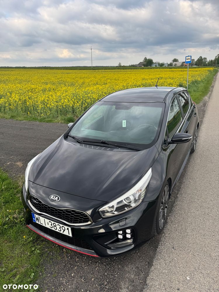 Kia Ceed 1.6 T-GDI GT - 12