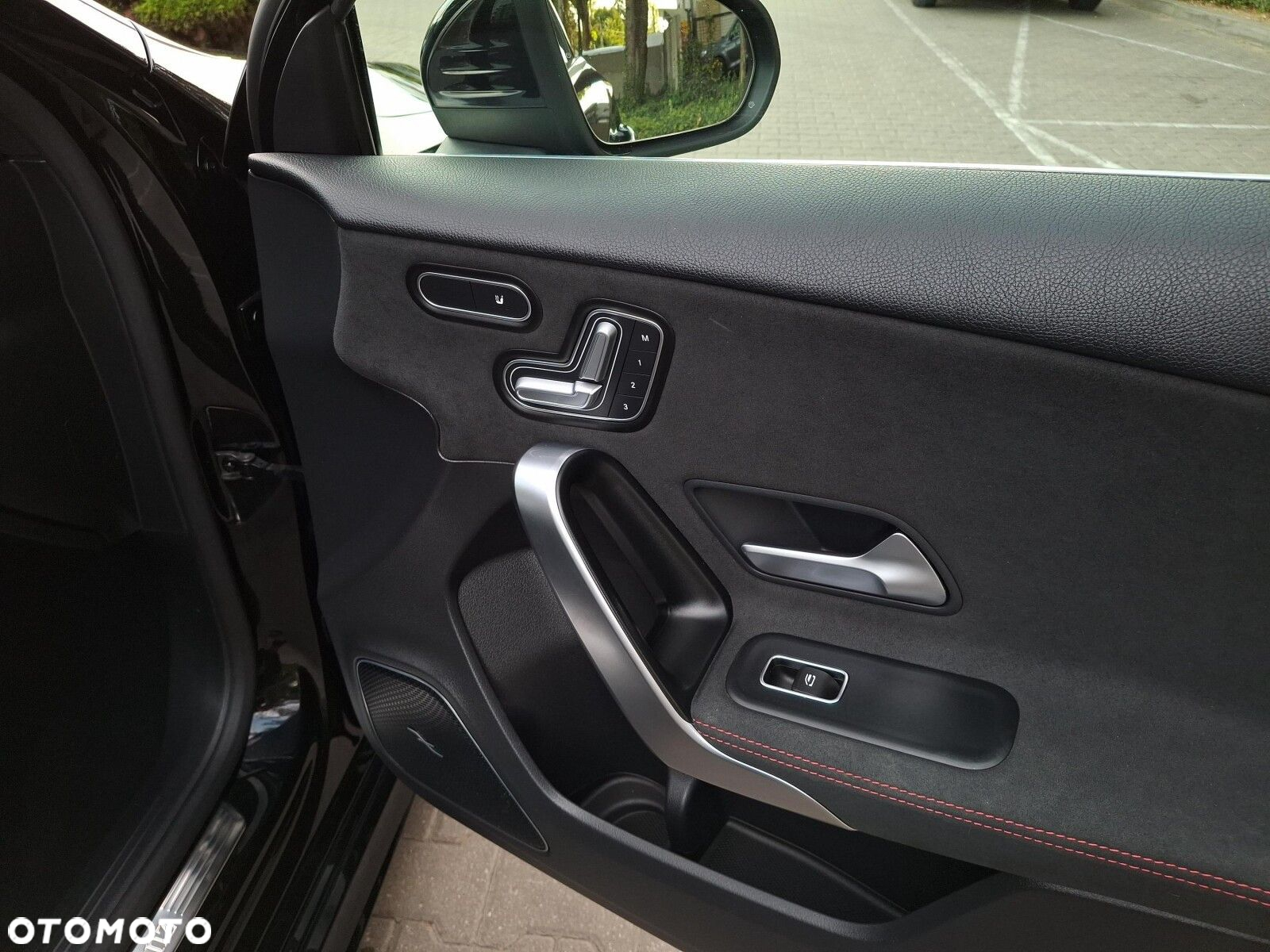 Mercedes-Benz Klasa A 200 7G-DCT Edition 1 - 19