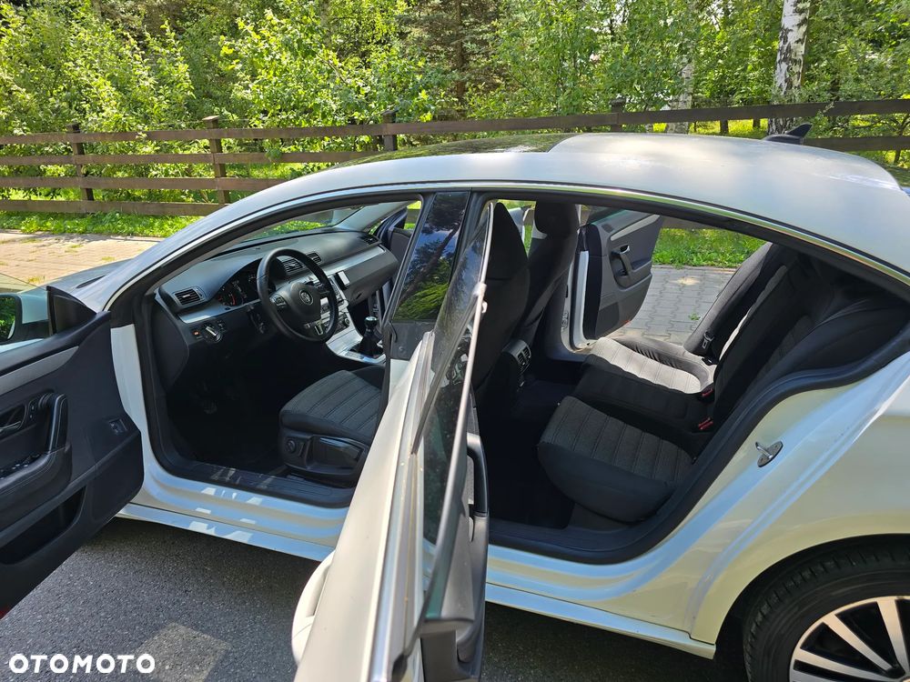 Volkswagen Passat CC 2.0 TDI BlueMotion Technology - 19