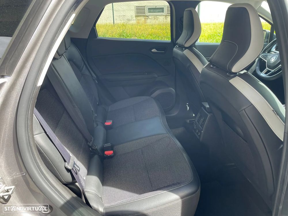 Renault Captur 1.0 TCe Exclusive - 21
