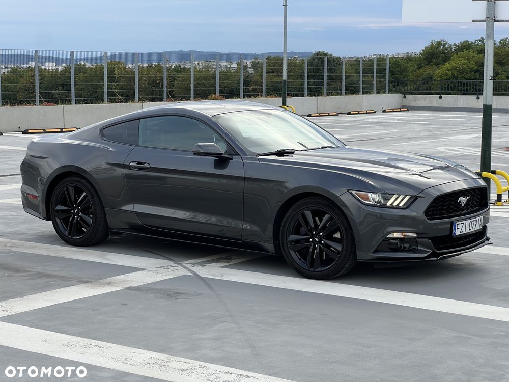Ford Mustang 2.3 Eco Boost - 4