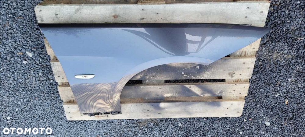 Błotnik prawy BMW 3 E92 E93 w kolorze sparkling graphite. - 4