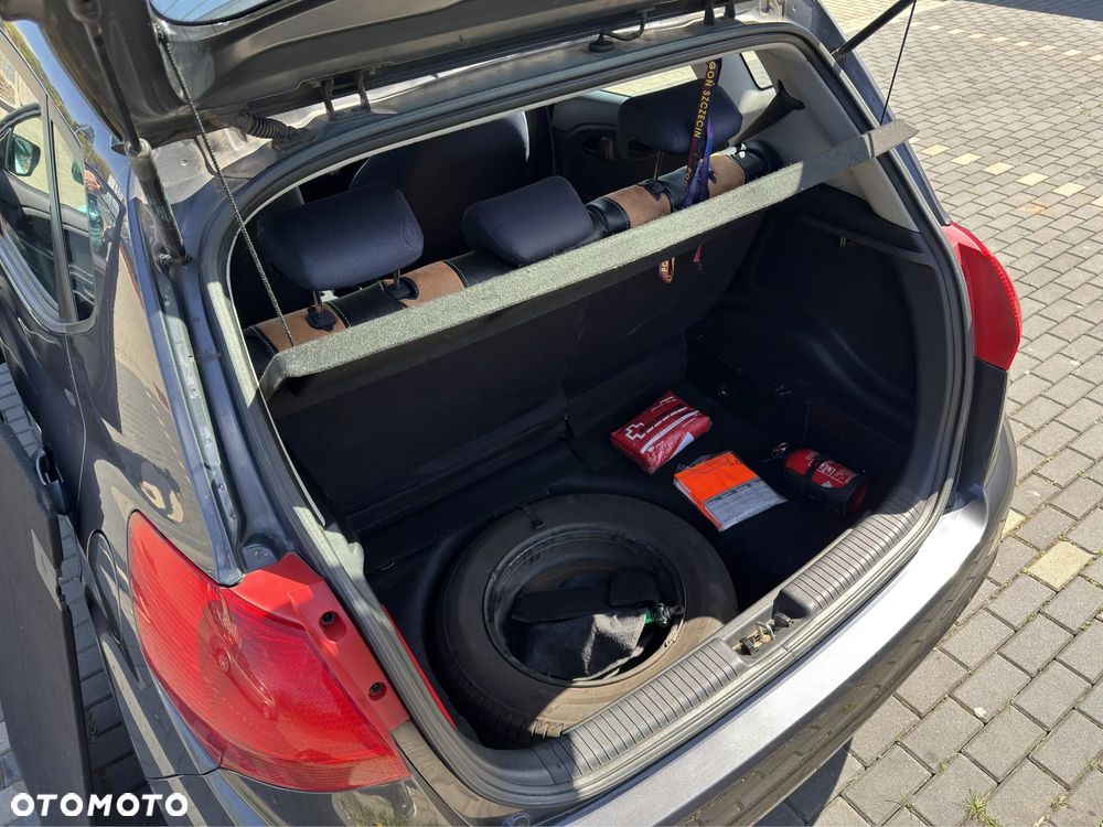 Kia Venga - 27