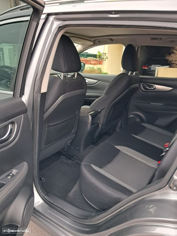 Nissan Qashqai 1.5 dCi Acenta Connect - 17
