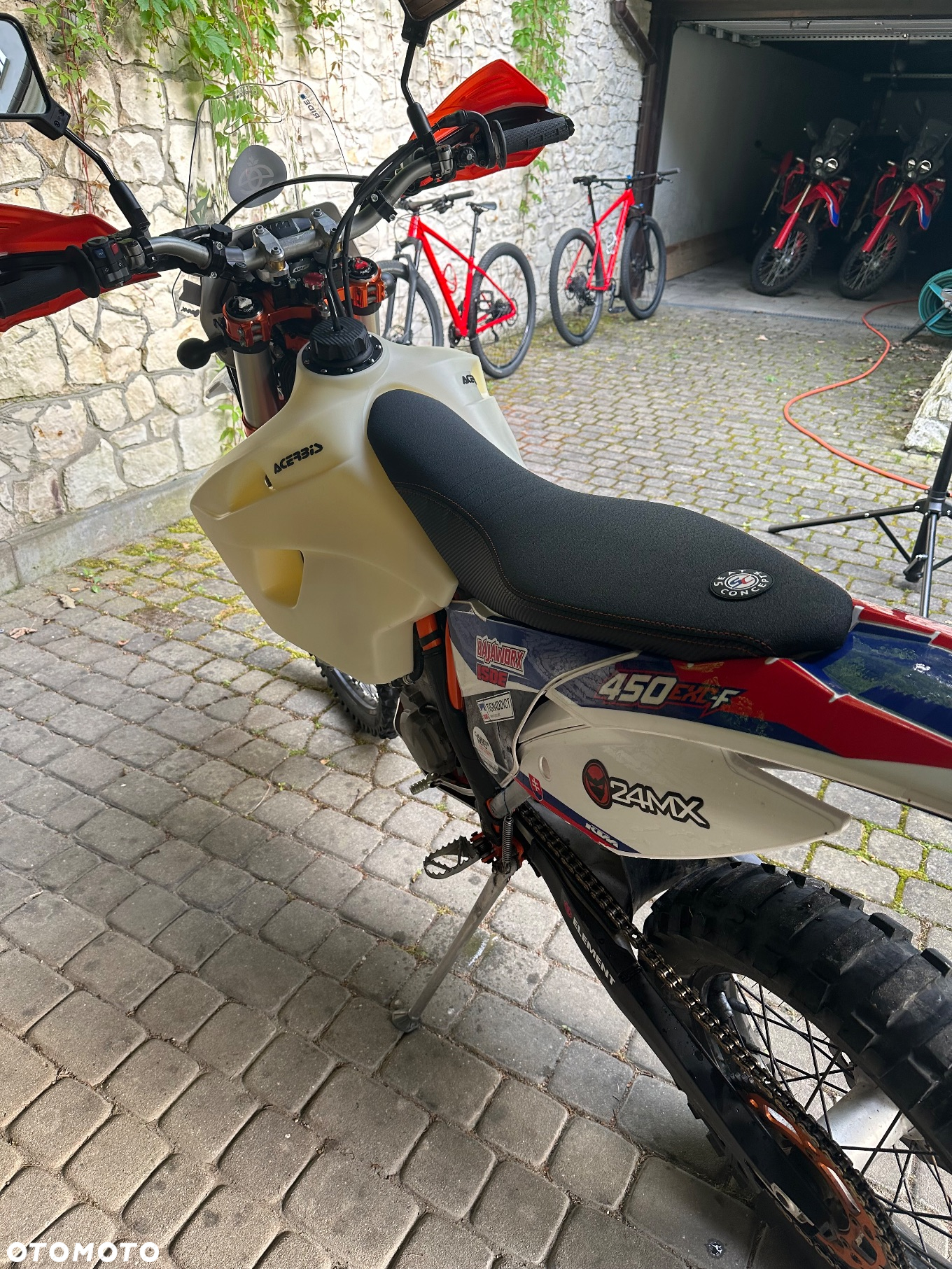 KTM Adventure - 18