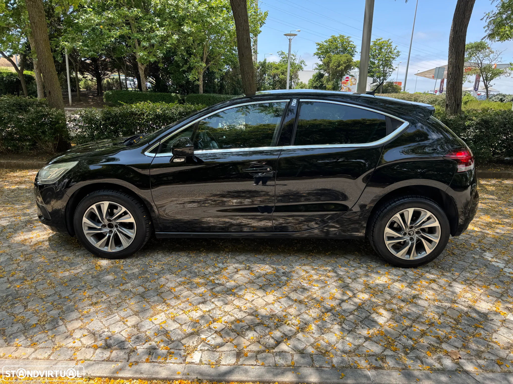 Citroën DS4 1.6 HDi So Chic - 2
