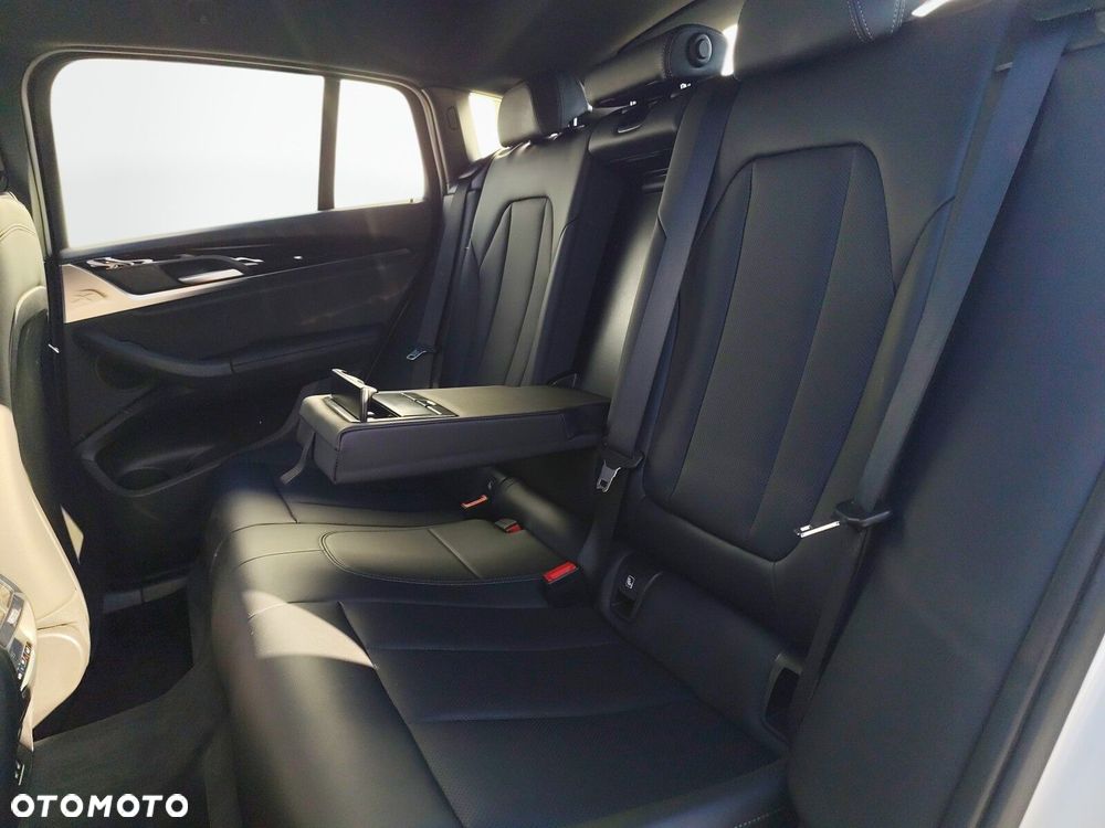 BMW X4 - 13