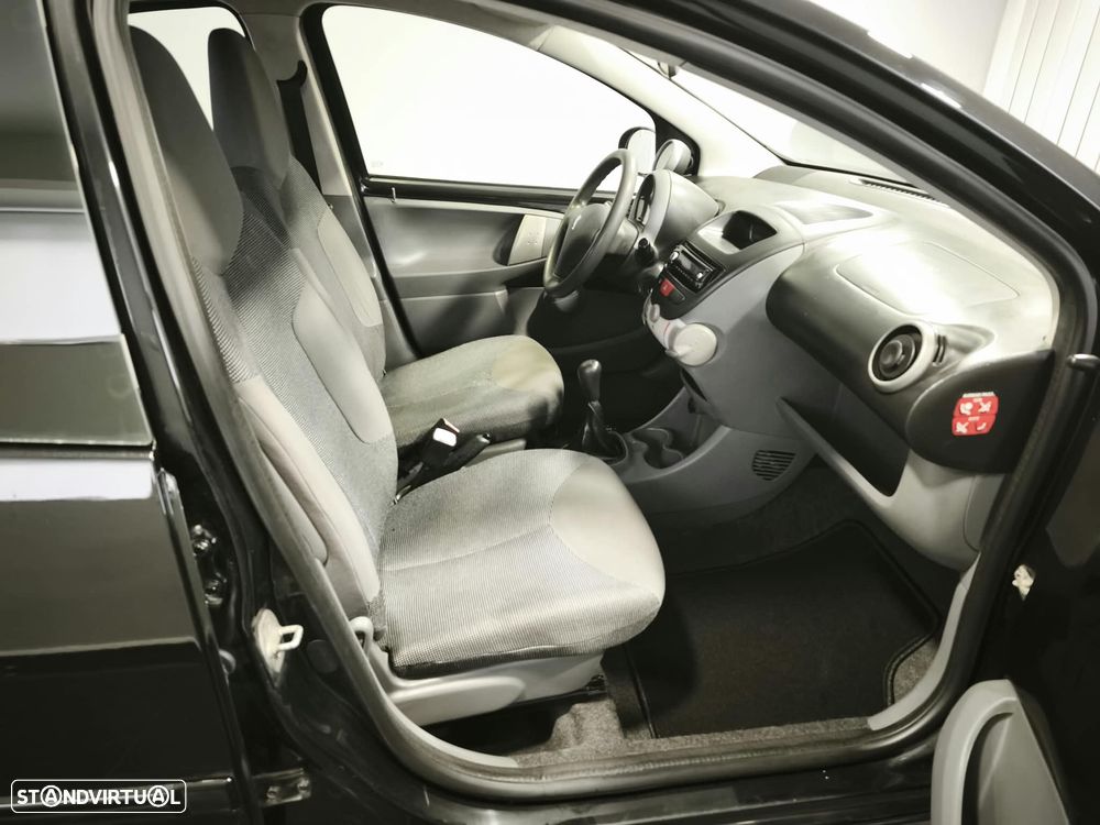 Peugeot 107 1.0 Trendy - 5