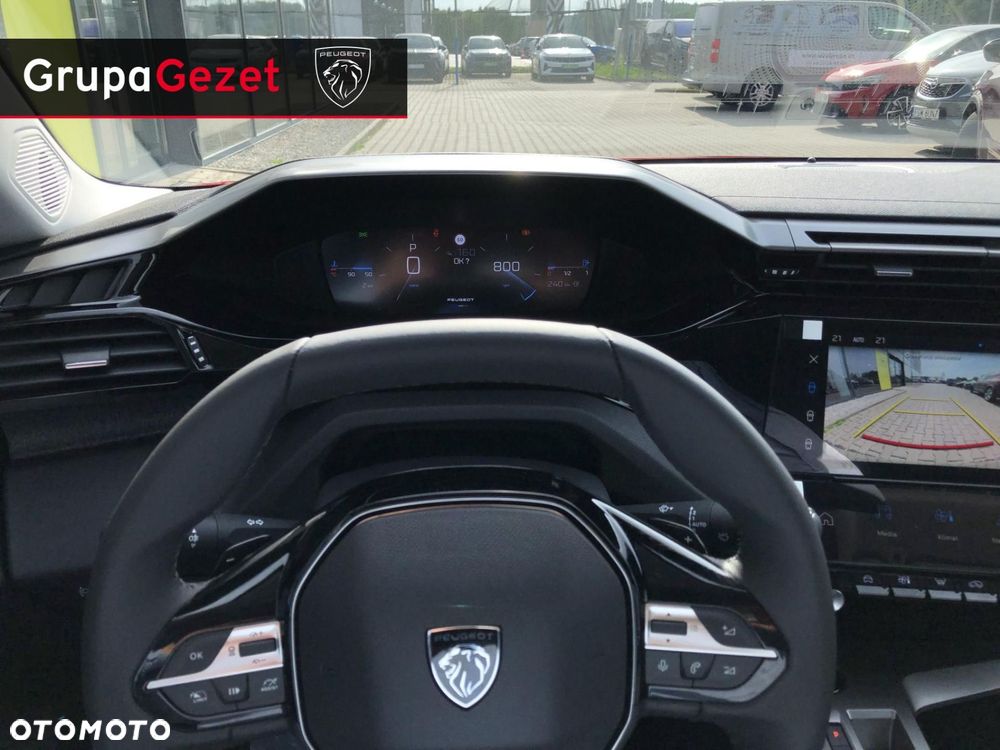Peugeot 408 - 11