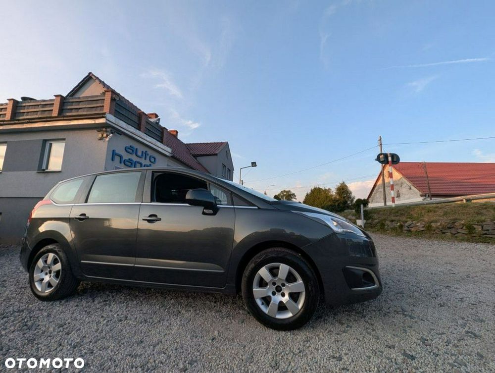 Peugeot 5008 - 2