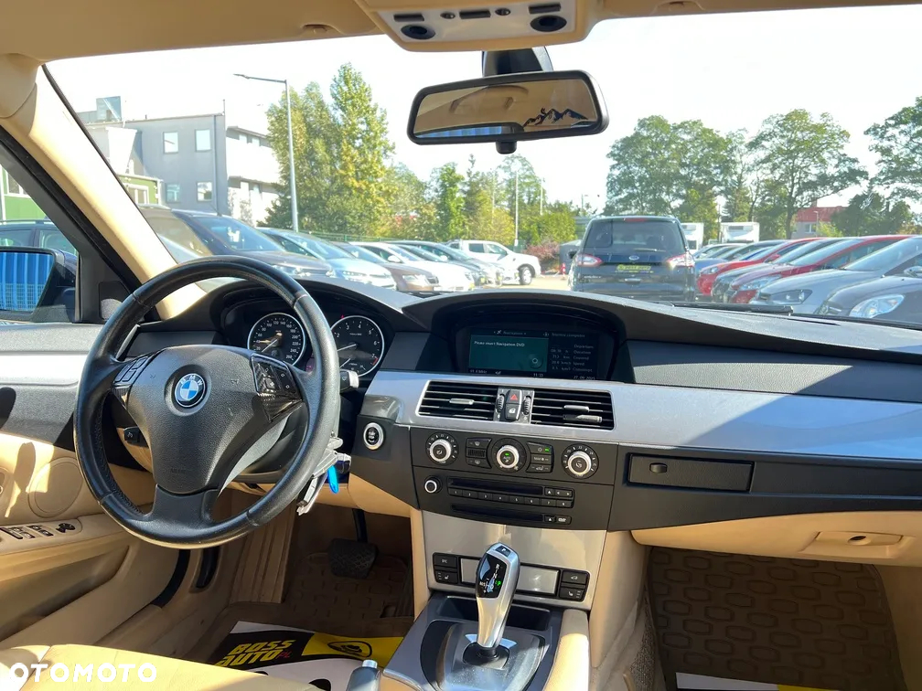 BMW Seria 5 530i Touring - 20