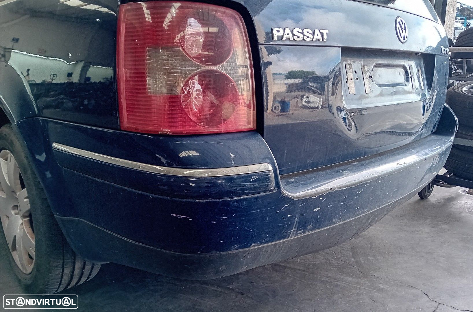 Pára-choques trás VOLKSWAGEN Passat Variant (3B6) - 2