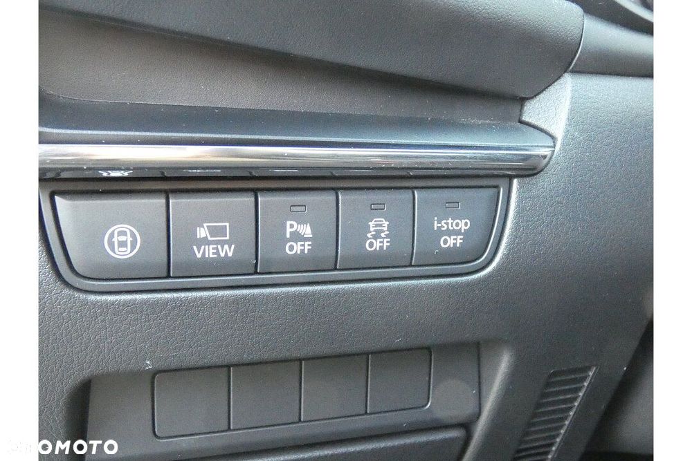 Mazda 3 2.0 mHEV Hikari - 14