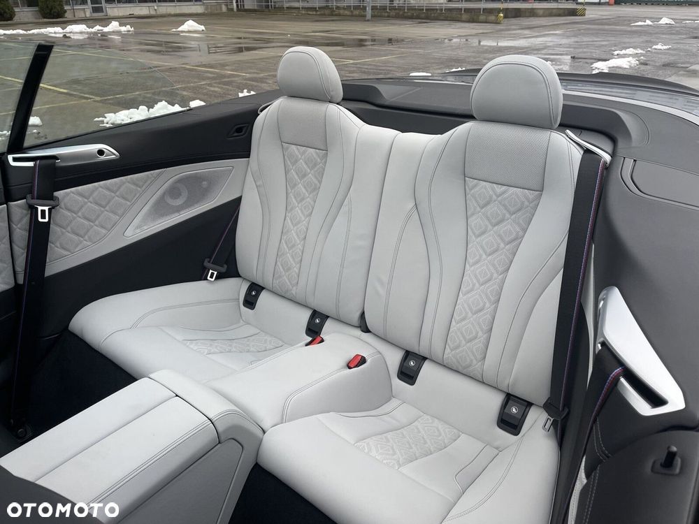 BMW M8 Competition - 13