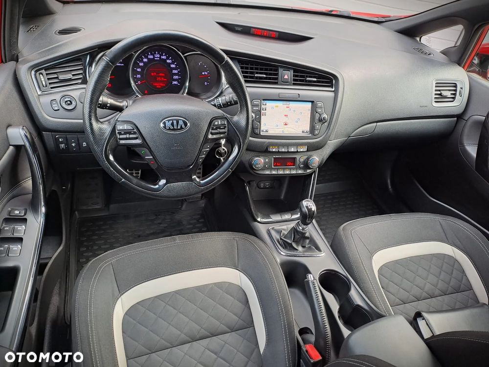 Kia Ceed 2016 photo 5