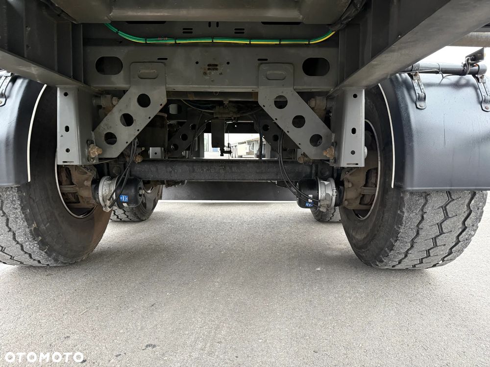 Benalu Invepe Joluso 25 m3 ELEKTRYCZNY DACH - 11