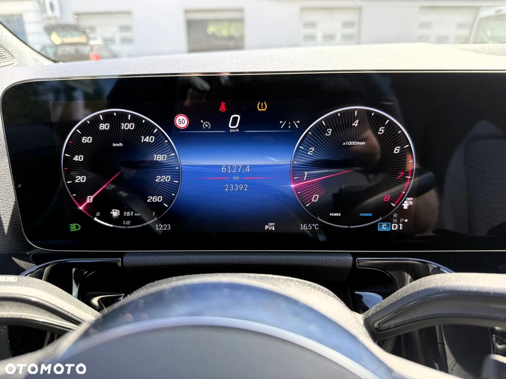 Mercedes-Benz GLA 220 4Matic 8G-DCT Special Edition - 17