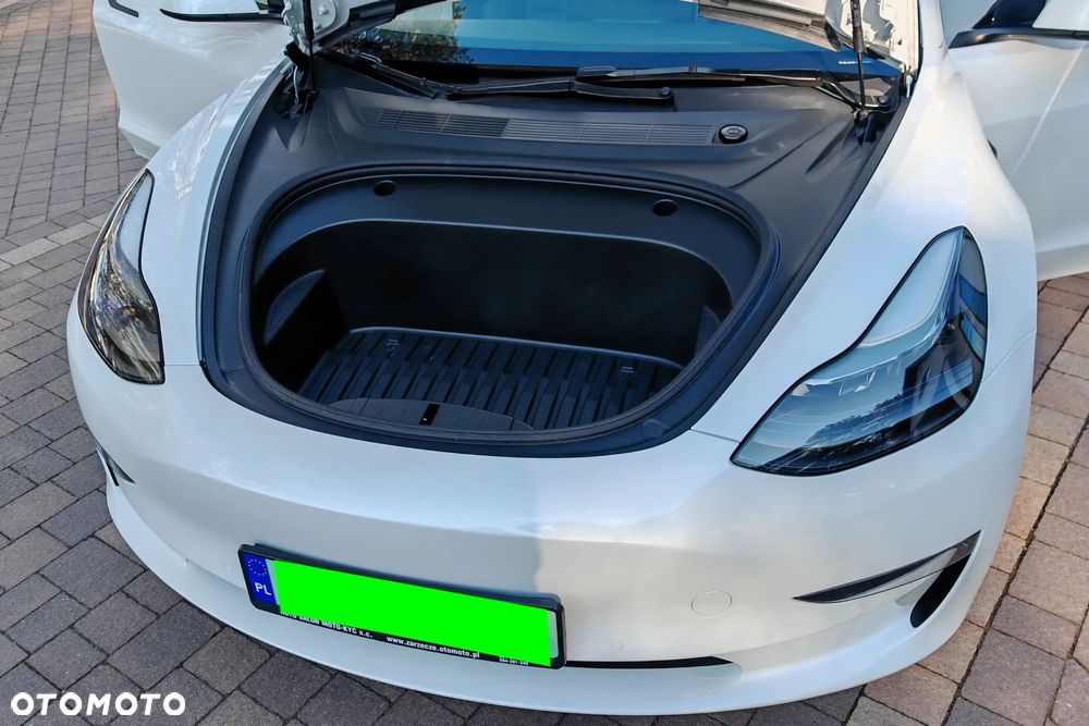 Tesla Model 3 - 34