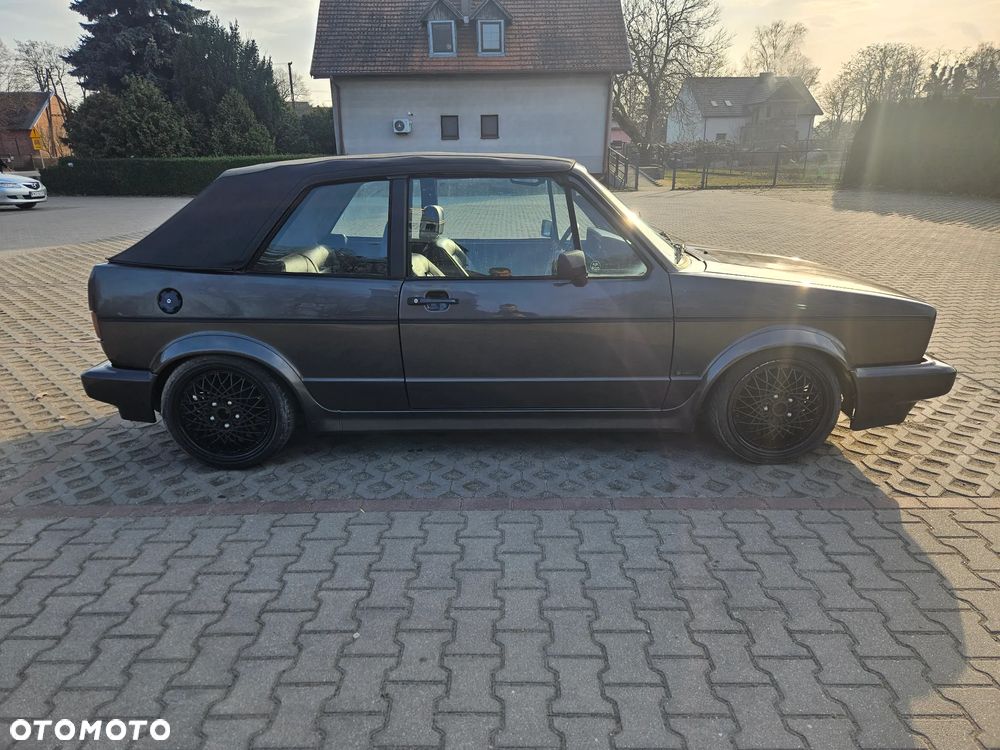 Volkswagen Golf - 5