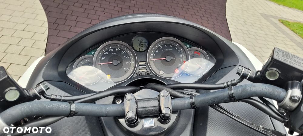 Honda NSS - 8
