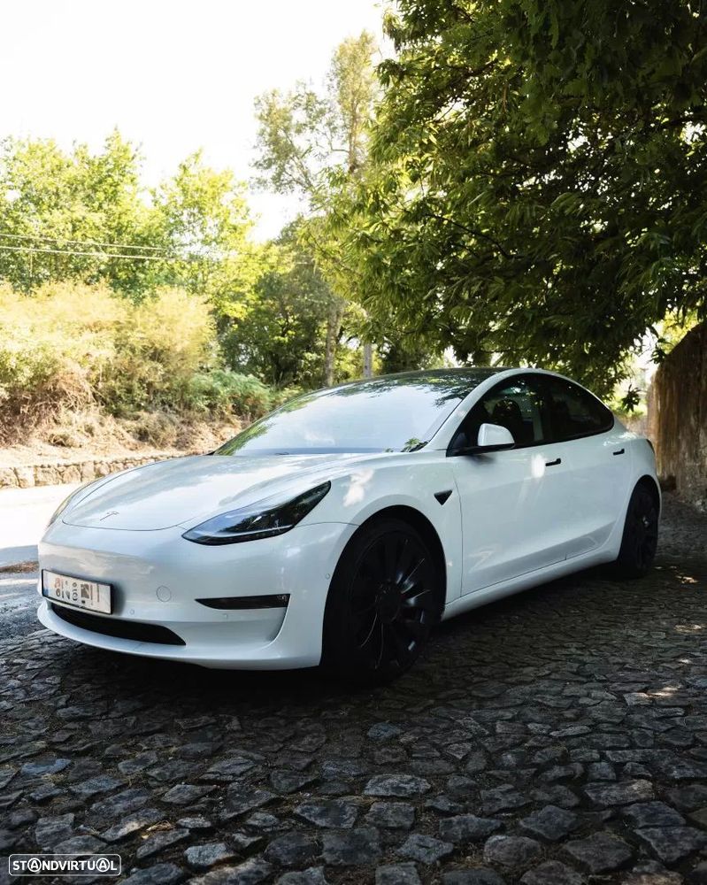 Tesla Model 3 Performance Dual Motor AWD — fotografia 5