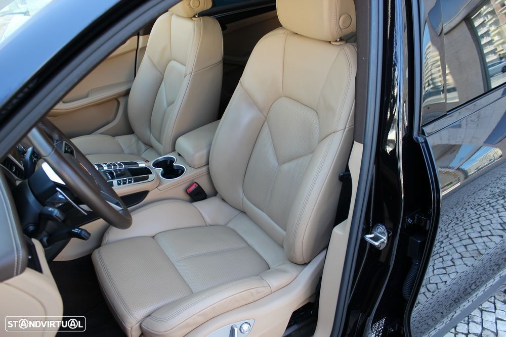 Porsche Macan PDK - 18