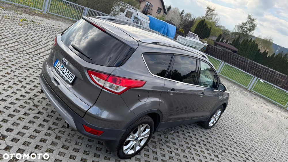 Ford Kuga 2.0 TDCi 4x4 Titanium - 37