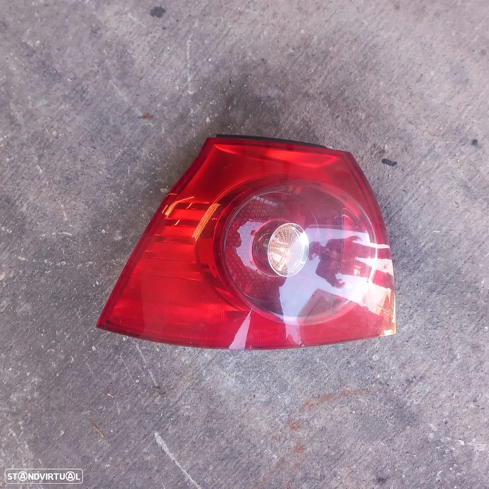 Para choques tras e farol vw golf 5 - 5