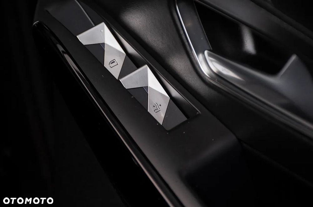 DS Automobiles DS 7 Crossback - 23