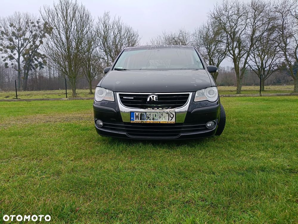 Volkswagen Touran 1.9 TDI DPF Blue Motion Conceptline - 2