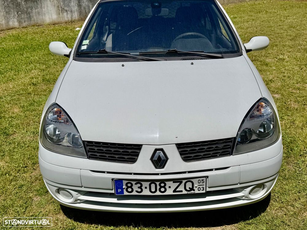 Renault Clio - 55