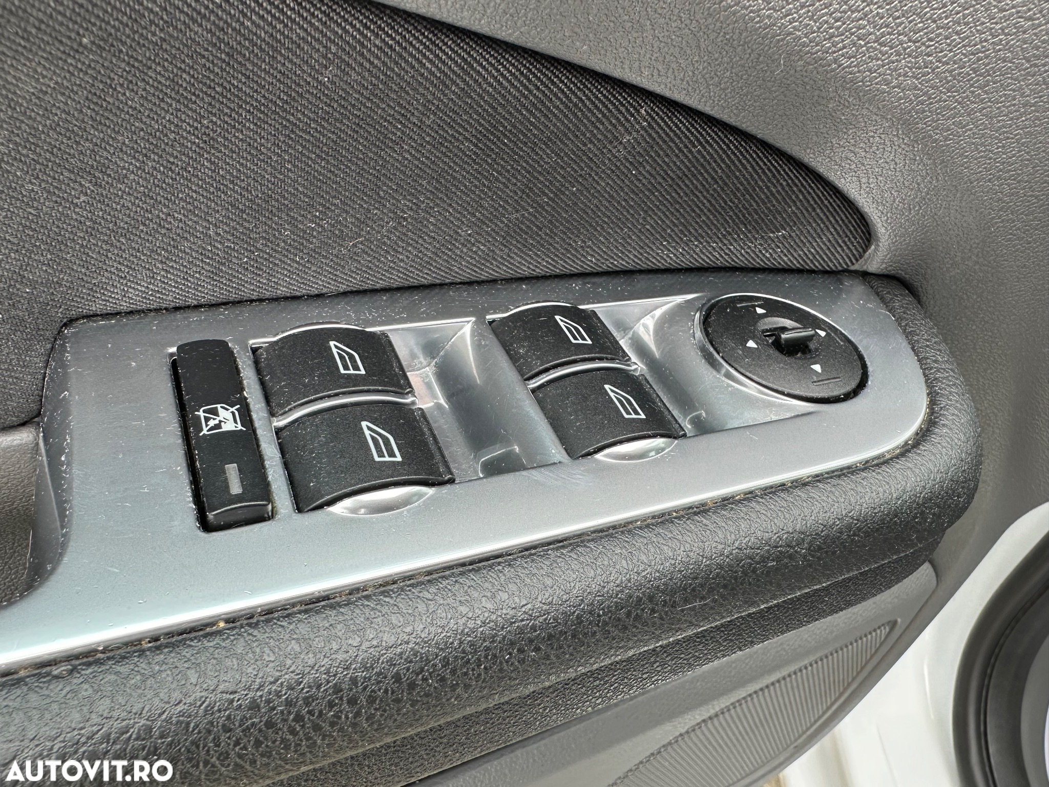 Ford Focus - 27