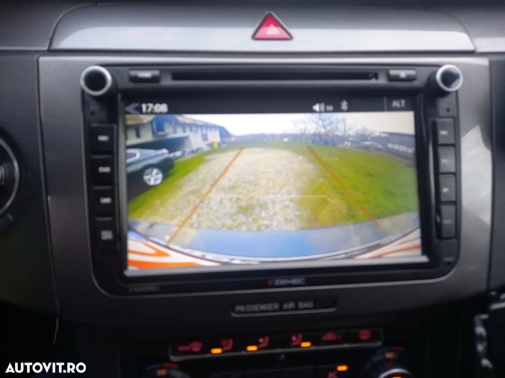 Volkswagen Passat 2.0 Blue TDI DSG SCR Trendline - 14