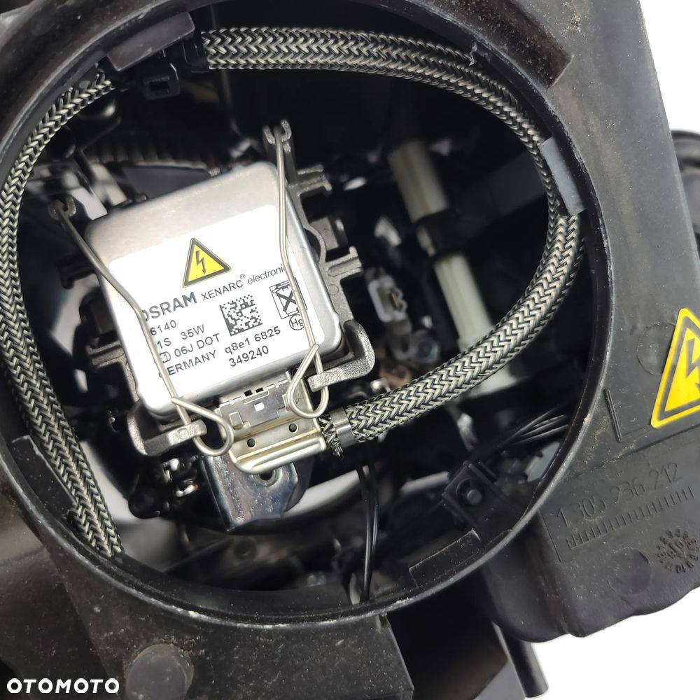 MERCEDES W204 LAMPA PRZEDNIA PRZÓD LEWA XENON NIESKRĘTNY A2048202961 EU - 15