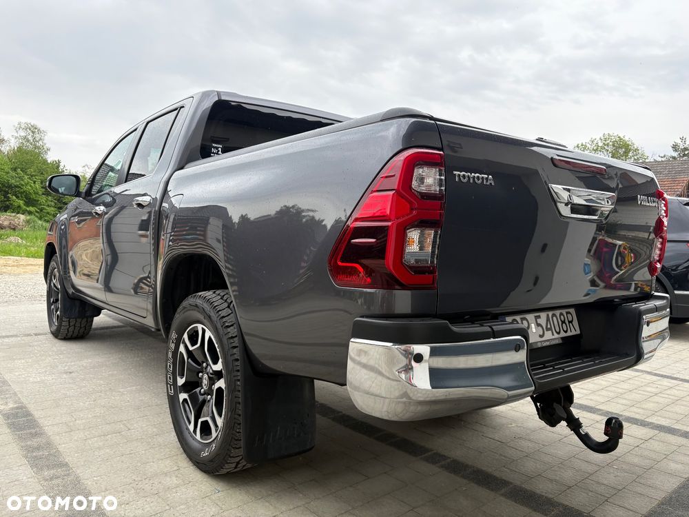 Toyota Hilux 2.8 D-4D Double Cab SR5+ 4x4 - 8