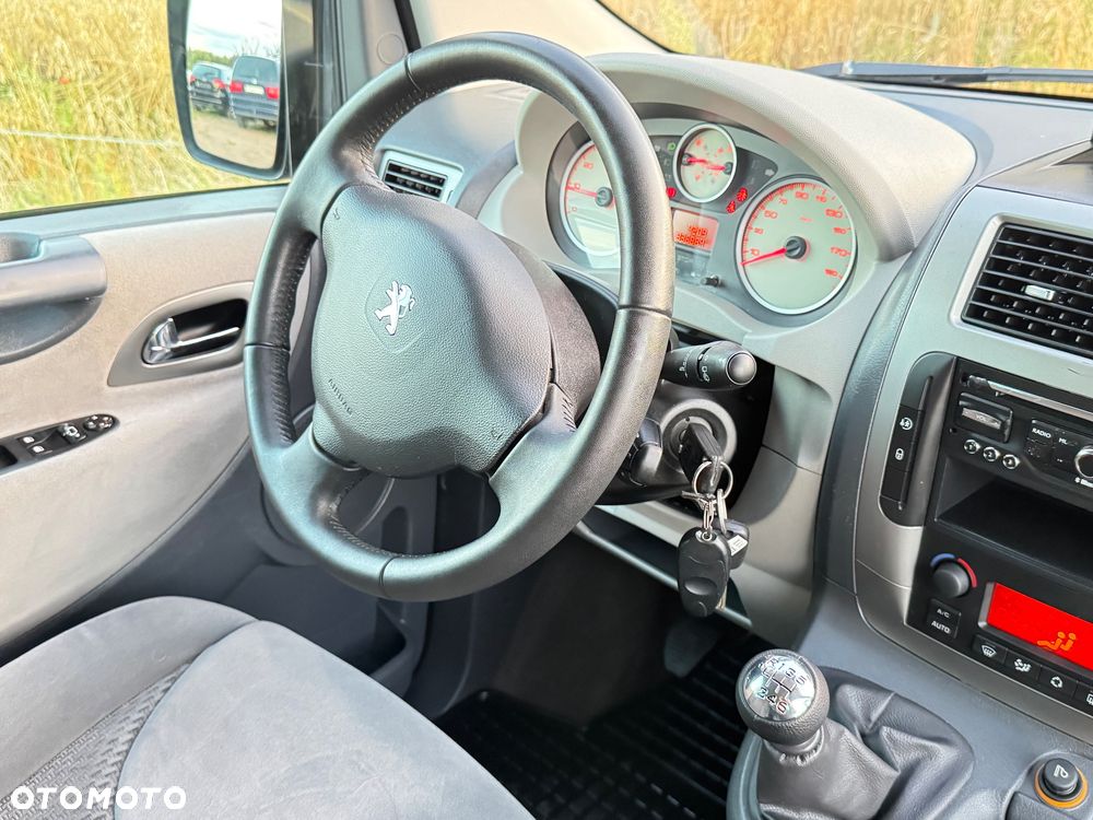 Peugeot Expert - 22