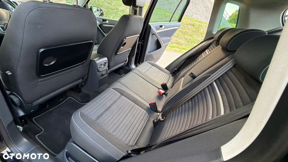 Volkswagen Tiguan - 6