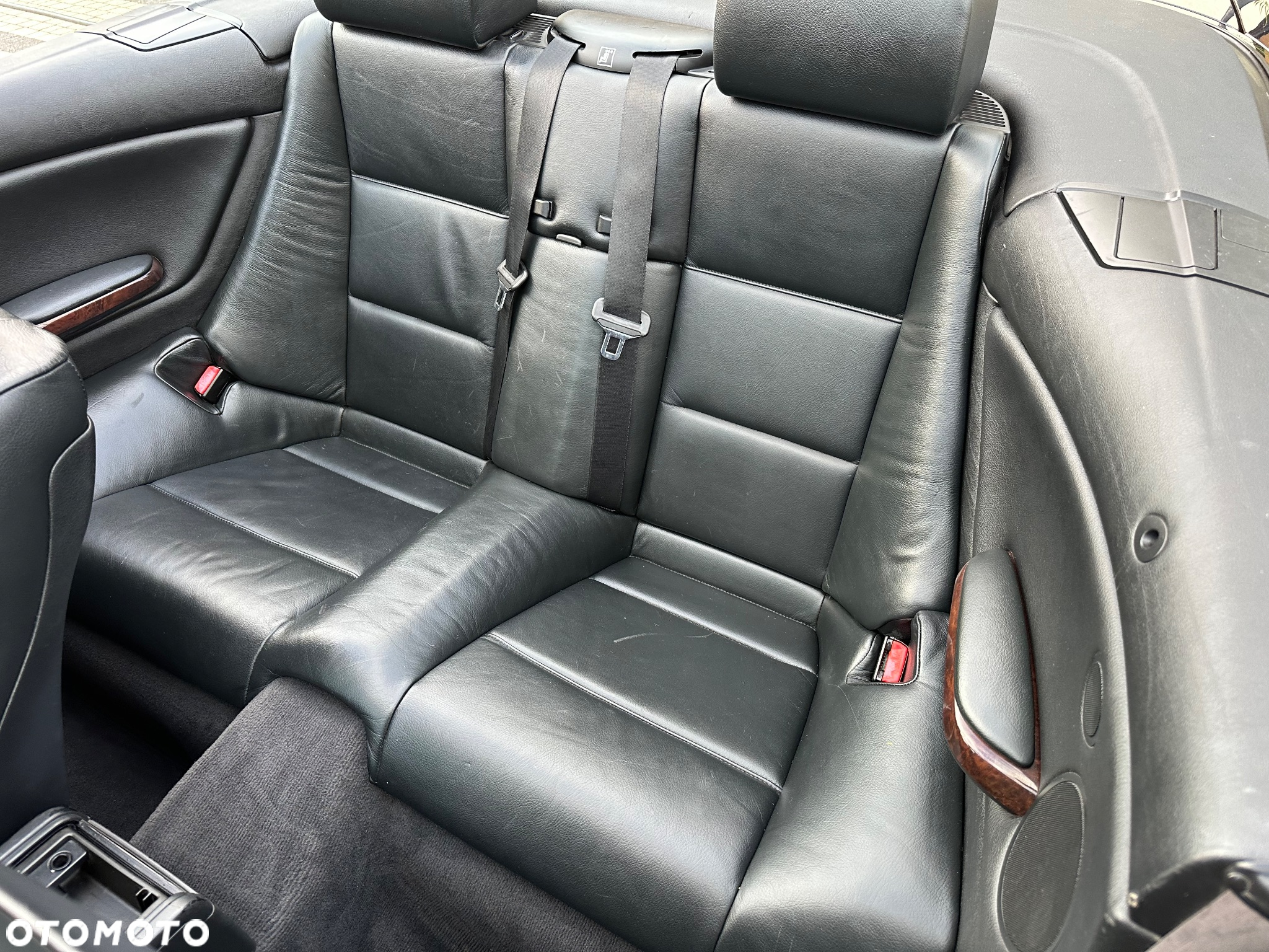 BMW Seria 3 318i Cabrio - 32