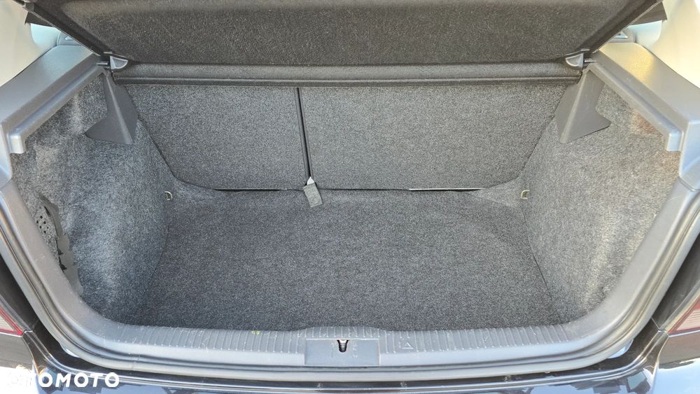 Volkswagen Polo Cross 1.4 16V - 26