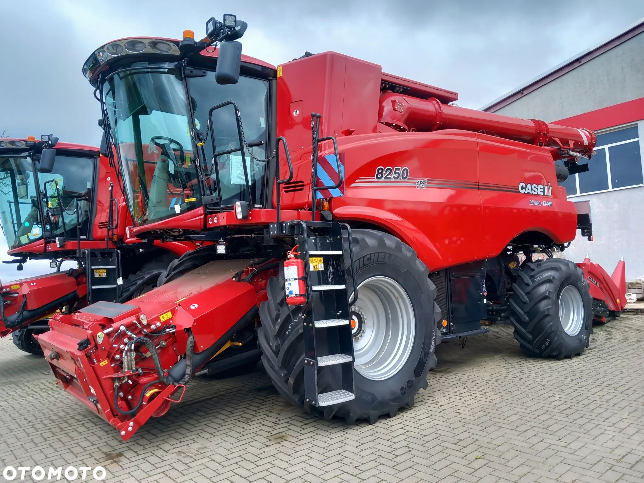 Case IH Axial-Flow 8250 - 1
