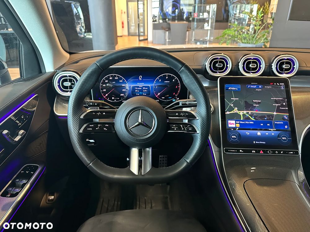 Mercedes-Benz GLC - 9